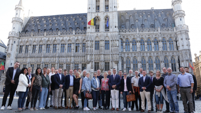 mitglieder1 (29) mitglieder1 (29)