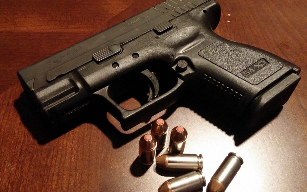 handgun 231699 1280 1280x640